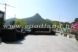 Clear Water Bay Convenient Location Village House for Sale