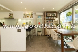 Clear Water Bay Convenient Location Village House for Sale