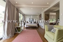 Clear Water Bay Convenient Location Village House for Sale