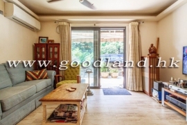 Clear Water Bay Convenient Location Village House for Sale