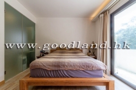 Clear Water Bay Convenient Location Village House for Sale