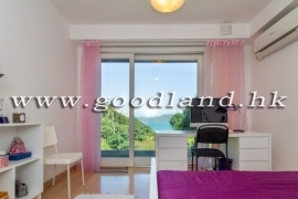 CLEAR WATER BAY Sea View House with Garden For Sale