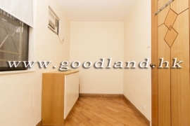Clear Water Bay Convenient Location Village House for Sale