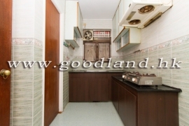 Clear Water Bay Convenient Location Village House for Sale