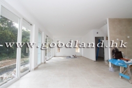 Clear Water Bay Renovated Village House for Sale