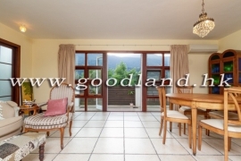 Clear Water Bay Convenient Location Village House for Sale
