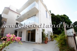 CLEAR WATER BAY Spacious Village House For Sale