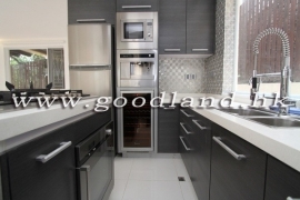 CLEAR WATER BAY Spacious Village House For Sale