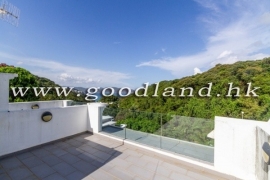 Clear Water Bay Renovated Village House for Sale