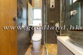 Clear Water Bay Renovated Village House for Sale