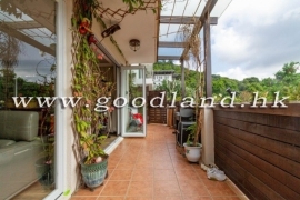 Clear Water Bay Renovated Village House for Sale