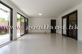CLEAR WATER BAY House with Big Garden For Sale