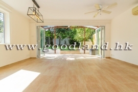Prime Location 4-Bed (2 En-Suites) House for Sale in Clear Water Bay