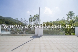 Prime Location 4-Bed (2 En-Suites) House for Sale in Clear Water Bay