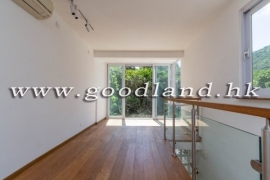 Clear Water Bay Renovated Village House for Sale