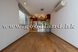 Clear Water Bay Renovated Village House for Sale