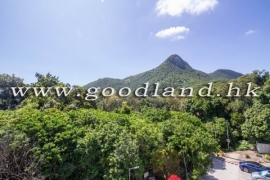 Clear Water Bay Renovated Village House for Sale