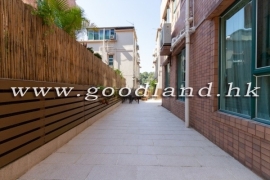 Clear Water Bay Renovated Duplex Village House for Sale
