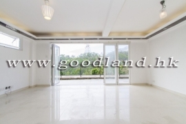 Clear Water Bay Renovated Village House for Sale