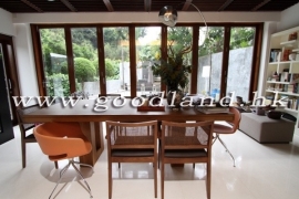 Clear Water Bay Convenient Location Village House for Sale