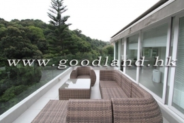 Clear Water Bay Convenient Location Village House for Sale