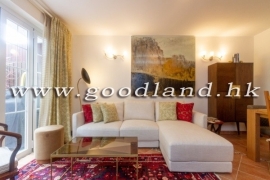 Clear Water Bay Convenient Location Village House for Sale