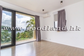 Clear Water Bay Waterfront Village House for Sale