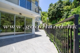 Clear Water Bay Renovated Village House for Sale