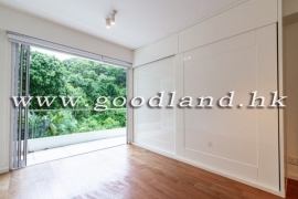 Clear Water Bay Spacious Village House for Sale