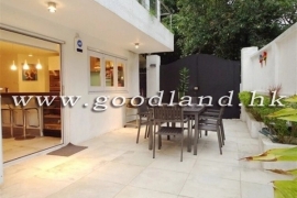 Clear Water Bay Spacious Village House for Sale