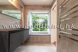 Clear Water Bay Spacious Village House for Sale