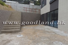 Clear Water Bay Spacious Village House for Sale