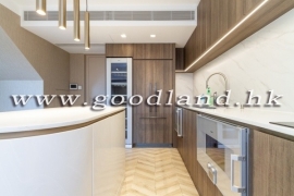 Clear Water Bay Detached House with Big Garden for Sale