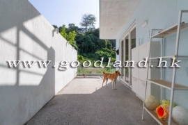 Clear Water Bay Renovated Village House for Sale