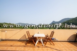 Clear Water Bay Spacious Village House for Sale