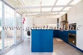 Clear Water Bay Spacious Village House for Sale