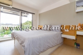 Clear Water Bay Village House with Private Roof for Sale