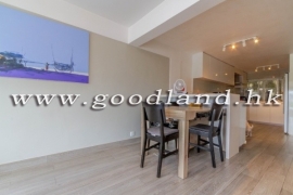 Clear Water Bay Village House with Private Roof for Sale