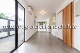 Clear Water Bay Renovated Village House for Sale