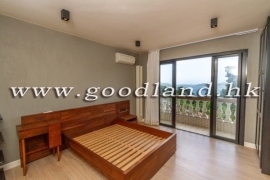 Clear Water Bay Spacious Sea View Village House for Sale