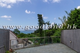 Clear Water Bay Spacious Sea View Village House for Sale