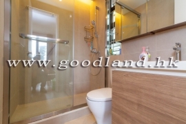Clear Water Bay Spacious Sea View Village House for Sale