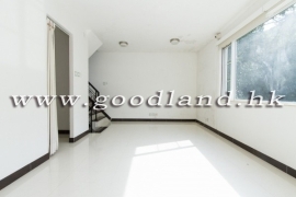 Clear Water Bay Renovated Village House for Sale