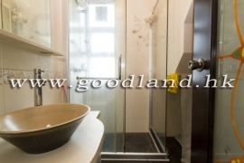 Clear Water Bay Renovated Village House for Sale