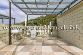 Clear Water Bay Renovated Village House for Sale