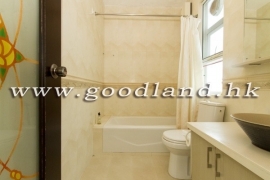 Clear Water Bay Renovated Village House for Sale