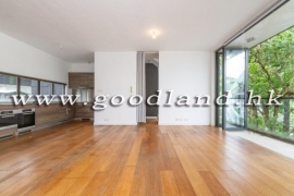 Clear Water Bay Renovated Village House for Sale
