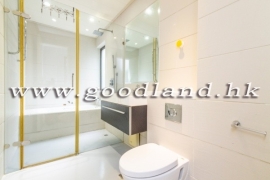 Clear Water Bay Renovated Village House for Sale