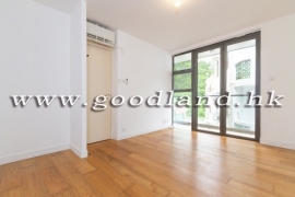 Clear Water Bay Renovated Village House for Sale