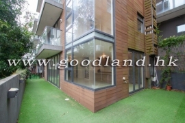 Clear Water Bay Renovated Beachside Village House for Sale